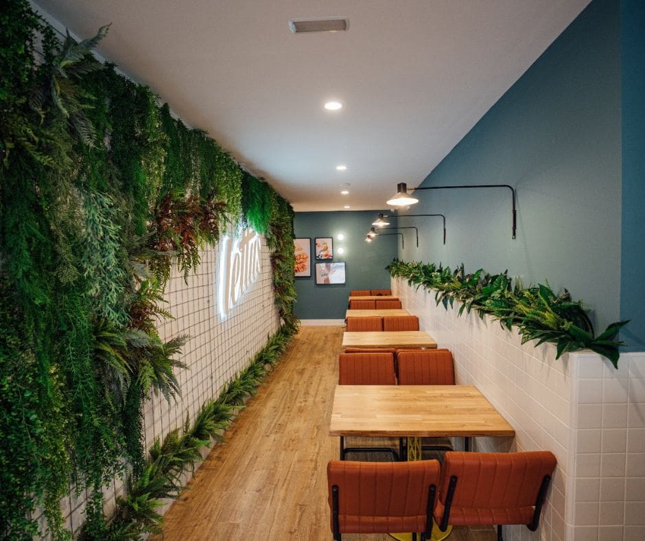 lettus-local-madrid-neon