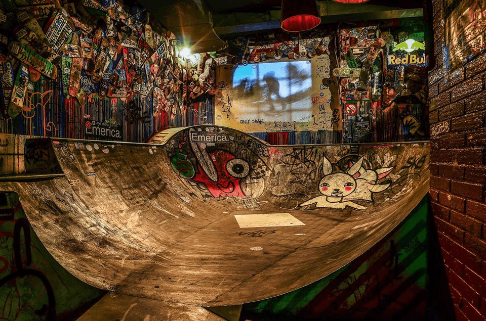 skatebowl-graffiti-underground